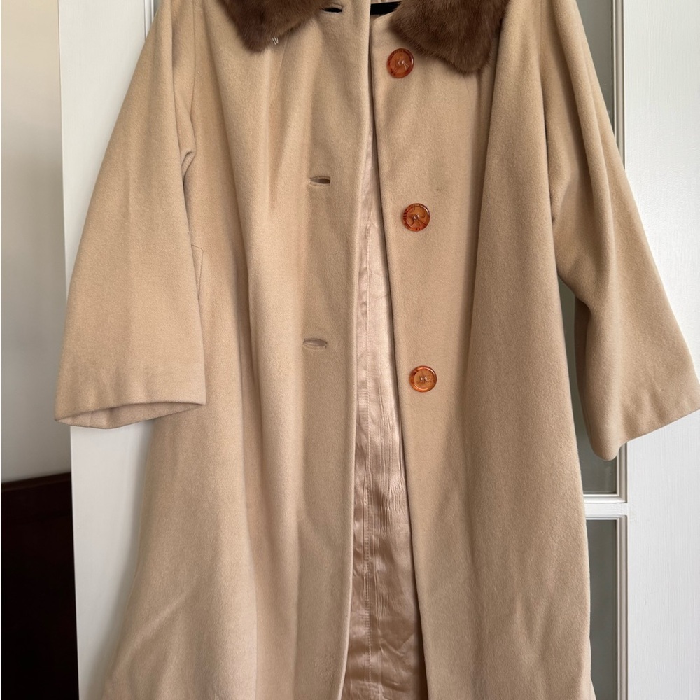 Elegant Cashmere City Coat with Genuine Mink Fur Collar